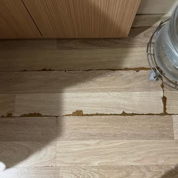 Patlak Damacana Nedeniyle Mutfakta Hasar Ve İlgisiz Müşteri Hizmetleri