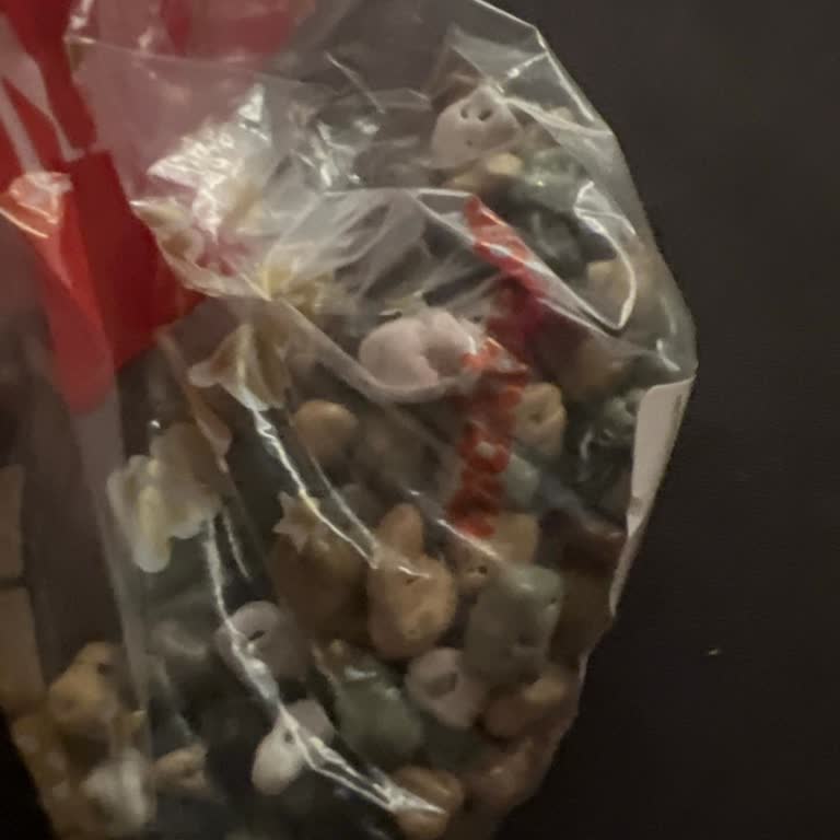 Satın Alınan Lokum Ve Draje Ürünlerinde Kötü Koku Ve Sağlık Endişesi