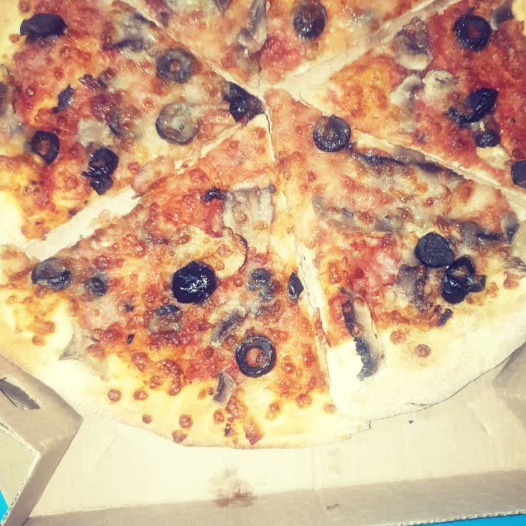 Dominos Anamur Şubesinden Bayat Ve Malzemesiz Pizza Mağduriyeti
