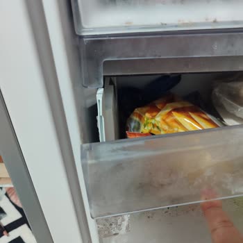 Beko Buzdolabı Buzluk Kapakları Sürekli Kırılıyor, Yedek Parça Temin Edilemiyor