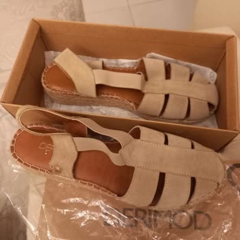 Yeni Alınan Sandaletin Kısa Sürede Yırtılması Ve İade Talebinin Reddedilmesi