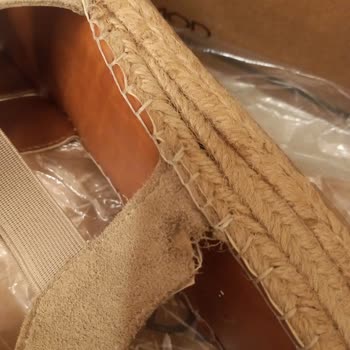 Yeni Alınan Sandaletin Kısa Sürede Yırtılması Ve İade Talebinin Reddedilmesi