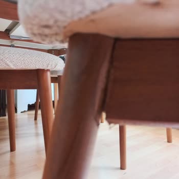 Dika Dizayn Sandalyelerin Bir An Önce Tarafıma Teslim Edilmesini Talep Ediyorum