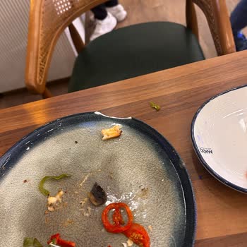 Mado Restoranında Hijyen Ve Müşteri İlgisizliği Şikayeti