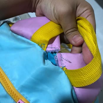 1 Hafta Dayanmayan Okul Çantası: Kalitesiz Ürün Ve Haksız Kullanıcı Hatası Suçlaması