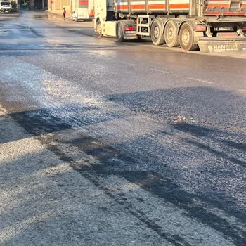 Üç Haftadır Süren Su Patlağına Karşı Belediyeden Çözüm Bekliyorum