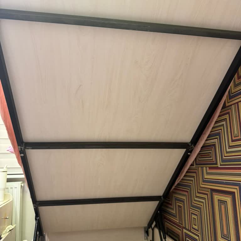 Çilek Mobilya Flora Baza'da Tekrarlayan Kırılma Ve Yetersiz Çözüm