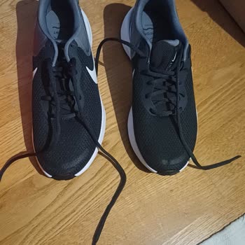 Aldığım Spor Ayakkabı Kutusundan İki Sol Ayak Çıktı İade Talebim Reddedildi