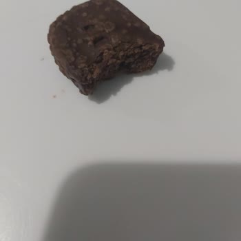 Browni Intense Mini Çikolatalı Ürünlerde Kalite Ve Tazelik Sorunu Yaşadık