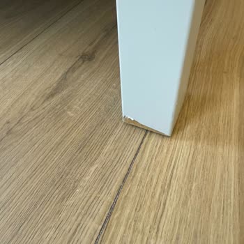 Mobilya Ayaklarında Boya Soyulması Ve Yetersiz Garanti Hizmeti