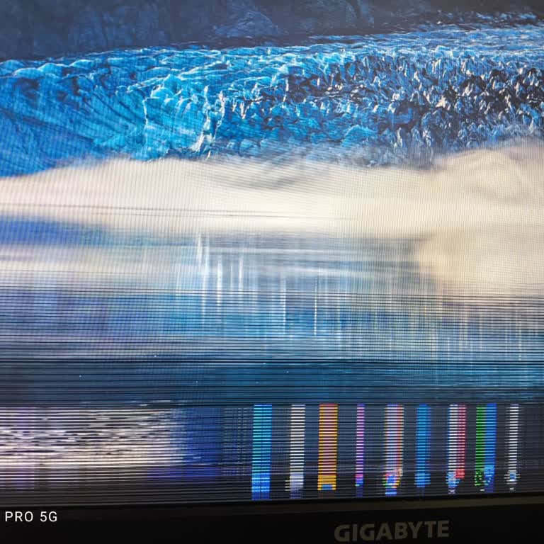 Pantalla Gigabyte, líneas y colores distorsionados tras la compra