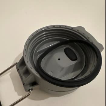 Kutupayısı Termos Sürekli Sızdırıyor Ve Ürünü Aldığım Günden Beri Hiç Kullanamadım!