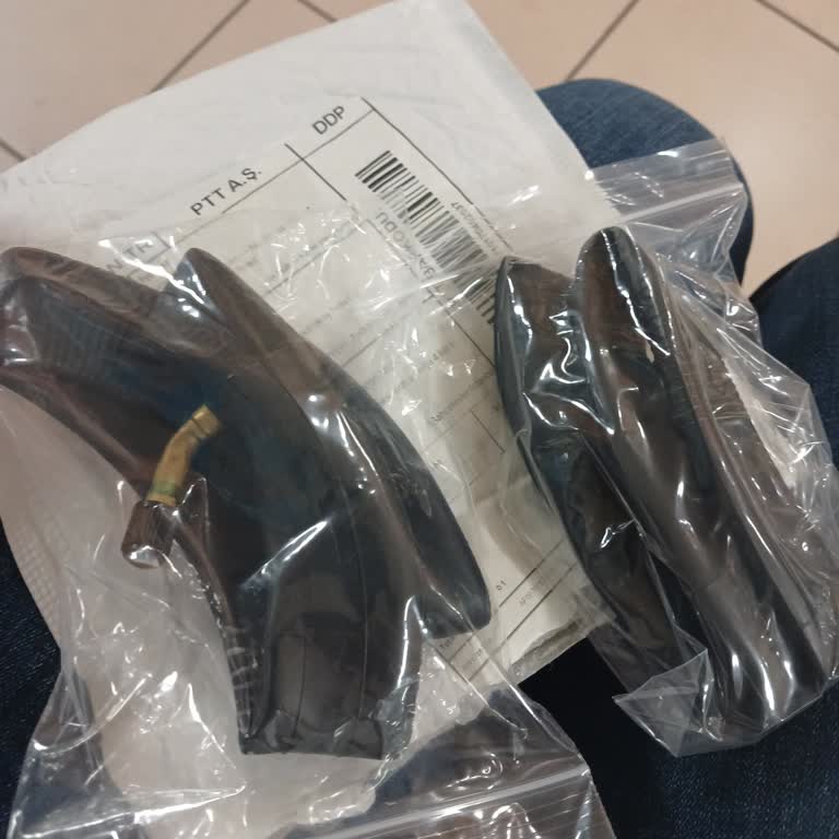 Çocuk Arabası Lastik Siparişim Eksik Gönderildi Satıcıya Ulaşamıyorum