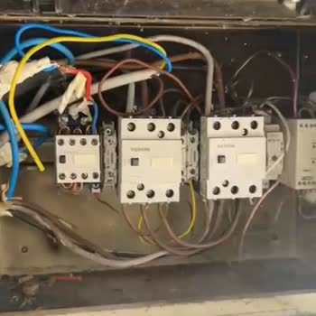 Elektrik Kesimi Sonrası Mağduriyet Ve Bilgisiz Personel Yüzünden Yaşanan Sorunlar