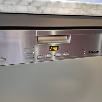 Miele Bulaşık Makinesi Sepetlerinde Erken Paslanma Ve Yüksek Yedek Parça Ücreti Hayal Kırıklığı