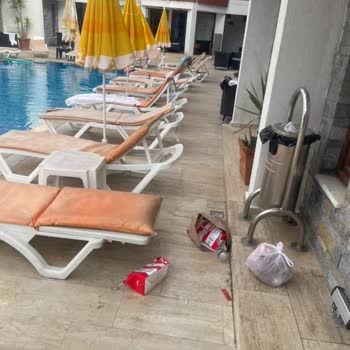 Hotels.com Complaint About No Service and Poor Conditions at Majeste Hotel Bodrum