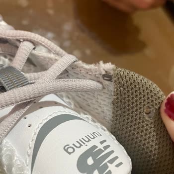 Aldığım Ayakkabıda Ciddi Kusurlar Ve Orijinallik Şüphesi Yaşadım