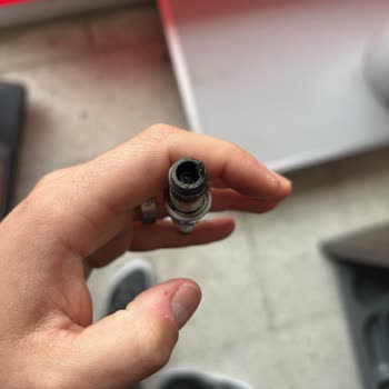 Renault Clio'da Ngk Buji Kaynaklı Motor Hasarı ve Yüksek Onarım Masrafı