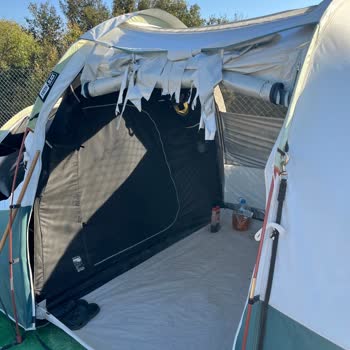 Kısa Sürede Parçalanan Çadır İçin Destek Ve Yedek Parça Sorunu