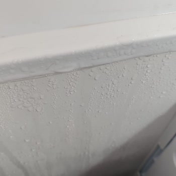 Yeni Aldığım Sandık Tipi Soğutucu Sürekli Su Topluyor Çözüm Sunulmuyor
