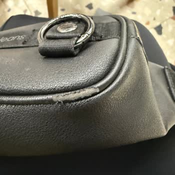 Calvin Klein Bel Çantasında Deri Soyulması Ve Fermuar Arızası Garanti Kapsamında Değerlendirilmedi