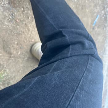 Mavi Kot Pantolonda İlk Yıkamada Oluşan Beyaz Çizgiler Ve Değişim Talebi