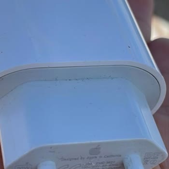 Satın Aldığım Apple Adaptör Orijinal Çıkmadı, Değişim Talep Ediyorum