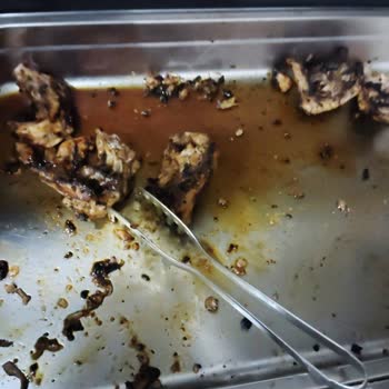 Otelin Hijyen Sorunları Ve Haksız Ücret Kesintisi Mağduriyeti