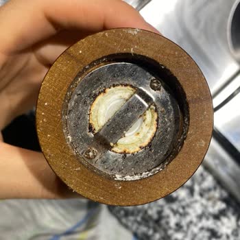 Kısa Sürede Arızalanan Baharat Değirmeni Ve Yetersiz Müşteri Desteği