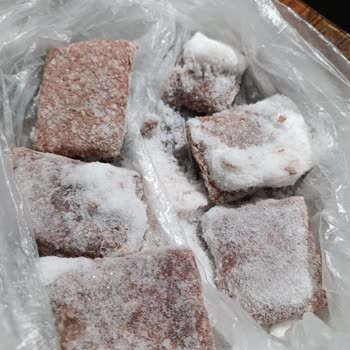 Buzdolabında Sürekli Karlama Sorunu Ve Servis Mağduriyeti Yaşıyorum