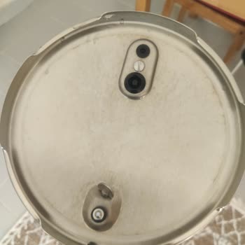 Hepsiburada Yeni Alınan Düdüklü Tencerede Pas Ve Leke Sorunu, İade Talebi