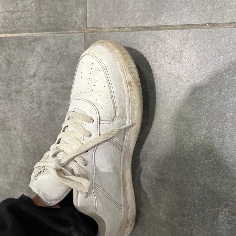 Kısa Sürede Tabanı Dağılan Ayakkabımın Garanti Talebi Reddedildi