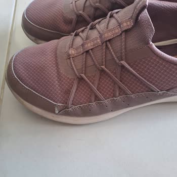 Kısa Sürede Yırtılan Ayakkabı İçin Ürün Değişimi Talebi