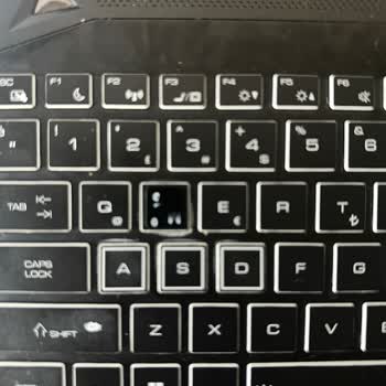 Elektrofoni Yüksek Ücretle Eksik Ve Hatalı Klavye Onarımı: Mağduriyetimin Giderilmesini İstiyorum