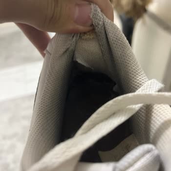 Garanti Reddiyle Mağdur Oldum: Nike Ayakkabımda Erken Yırtılma