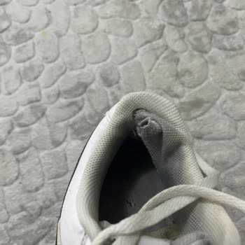 Garanti Reddiyle Mağdur Oldum: Nike Ayakkabımda Erken Yırtılma