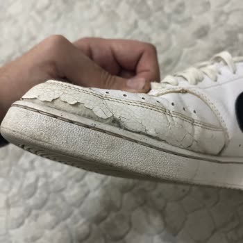 Garanti Reddiyle Mağdur Oldum: Nike Ayakkabımda Erken Yırtılma