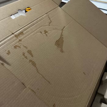 Sıfır Diye Aldığım Robot Süpürge Kullanılmış Çıktı