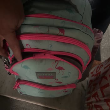 Yeni Alınan Çantanın Fermuarı 1 Haftada Bozuldu, Firma İlgisiz Kaldı