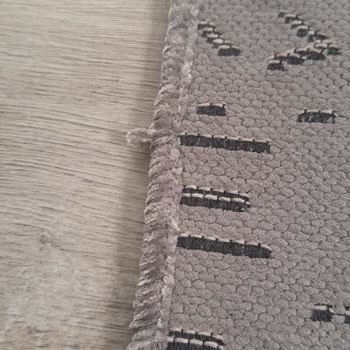 Garanti Kapsamındaki Halılarda Süregelen İplik Sorunu Ve Yetersiz Çözüm