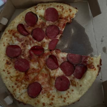 Yanlış Ve Kalitesiz Pizza Teslimatı Sonrası Müşteri Hizmetlerinden Çözüm Alamamak