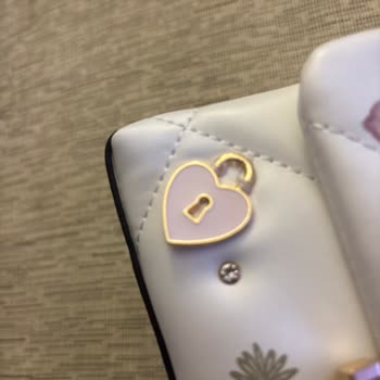 Aldo’dan Satın Aldığım Çanta Kusurlu Geldi, Müşteri Hizmetlerine Ulaşamıyorum