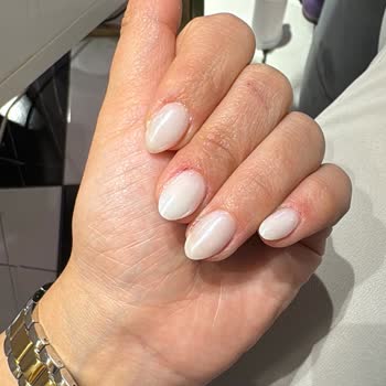 Manikür Hizmetinde Kötü Deneyim Ve Ücret İadesi Talebi