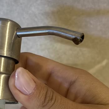 Paslanan Sabunluk Ve İlgisiz Müşteri Hizmetleri Mağduriyeti