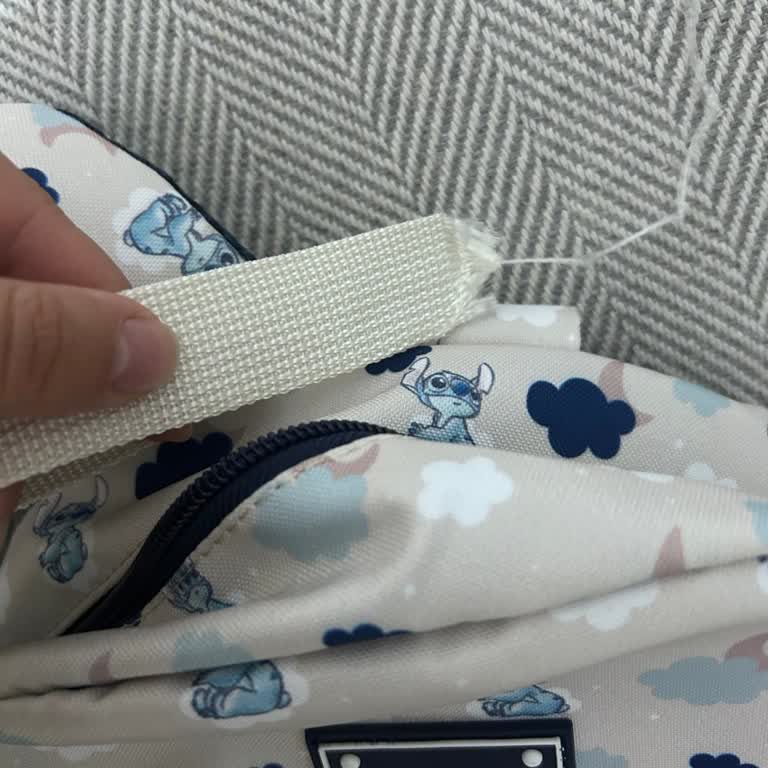 Yeni Alınan Disney Çantanın Sapı Kısa Sürede Koptu, İade Süreci Belirsiz