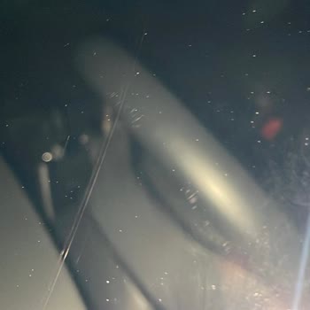 Opet İstasyonunda Cam Temizliği Sonrası Oluşan Çizikler Mağduriyet Yarattı