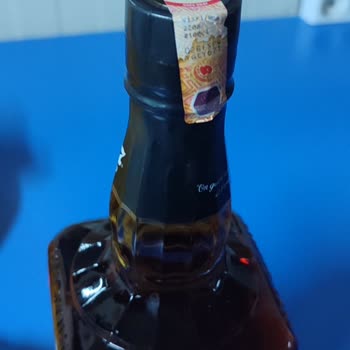 Satın Alınan Viski Şişesinin Sızdırması Ve Uzak Mesafeden İade Sorunu