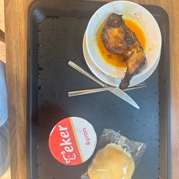 Yanık Tavuk Ve Küçük Porsiyonla Hayal Kırıklığı