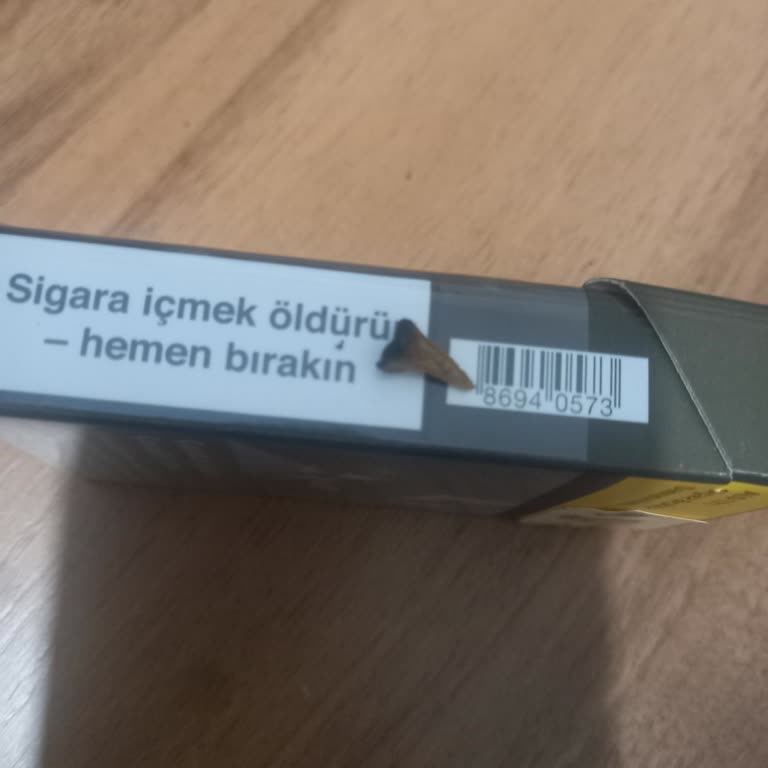 Winston Slender Blue Sigara Paketlerinden Yabancı Madde Çıkıyor: Sağlık Ve Güven Sorunu