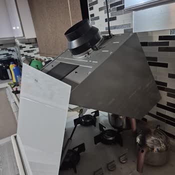 Arçelik Montaj Hatası Sonucu Aspiratör Düştü, Servis Randevusu Çok Geç Verildi!